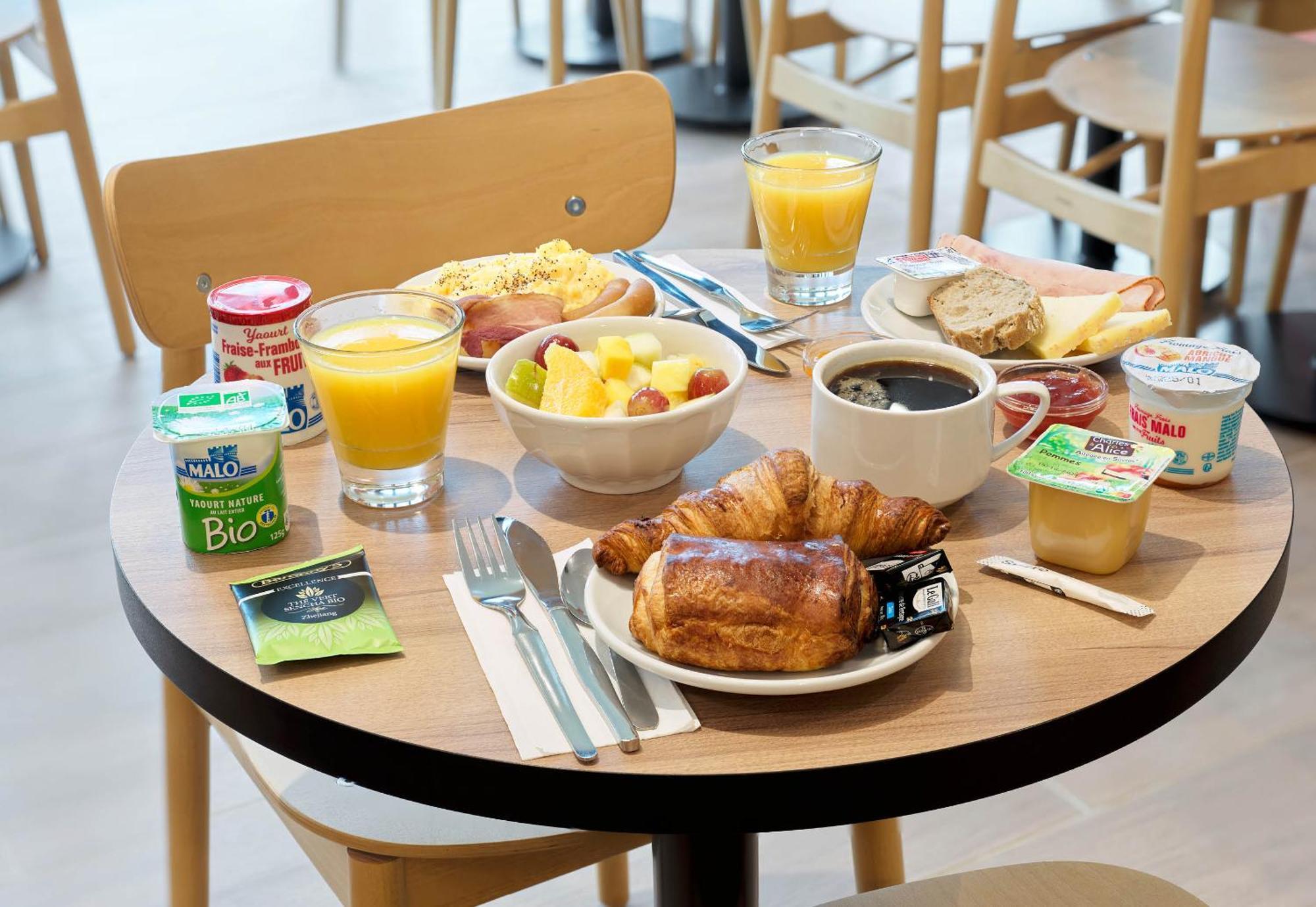 B&B Hotel Cergy Saint-Christophe Gare Ngoại thất bức ảnh